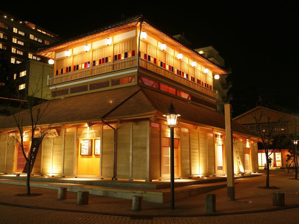 Yamashiro Onsen Midori No Yado Bansyoukaku Hotel คากะ ภายนอก รูปภาพ